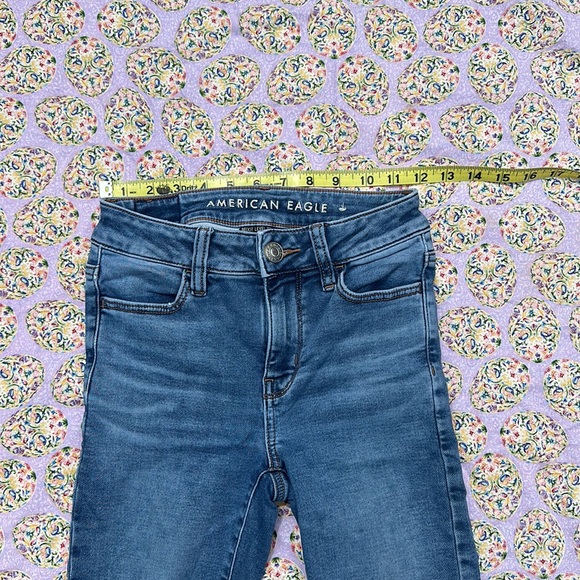American Eagle distressed next level stretch high rise jegging size 0 - Picture 8 of 9